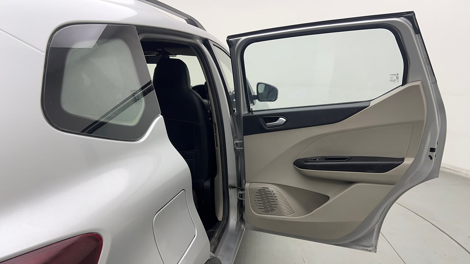 Used 2021 Renault Triber RXZ Petrol Manual interior RIGHT REAR DOOR OPEN VIEW