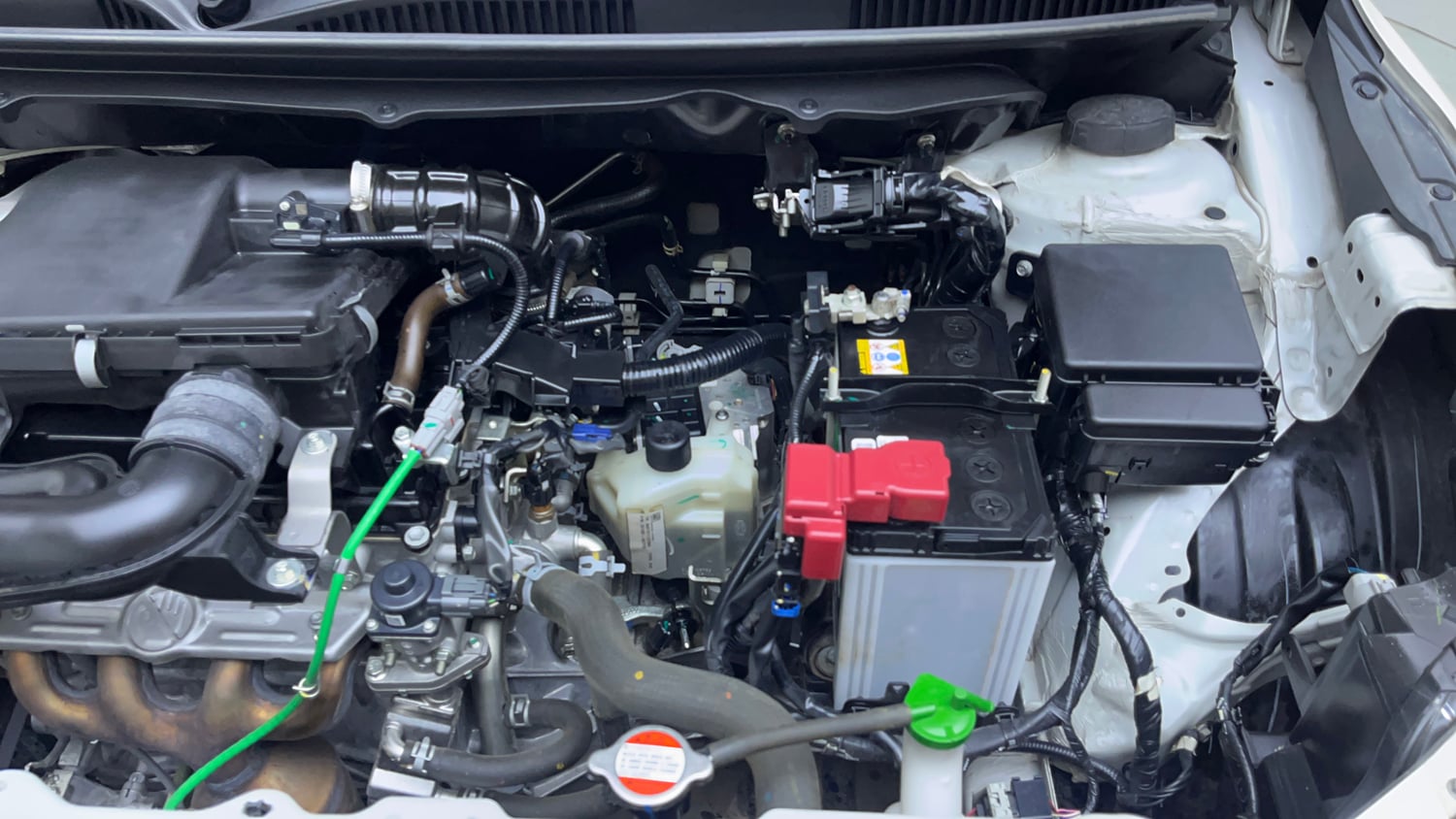 Used 2023 Maruti Suzuki Baleno Alpha AGS Petrol Automatic engine ENGINE LEFT SIDE VIEW