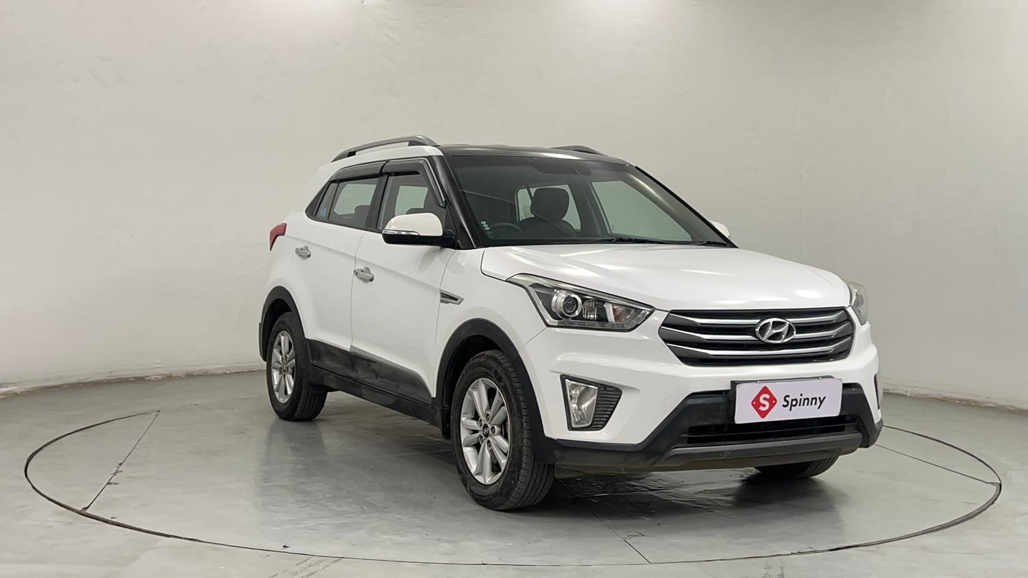 Used 2015 Hyundai Creta 1.6 SX Plus AT Diesel Automatic exterior RIGHT FRONT CORNER VIEW