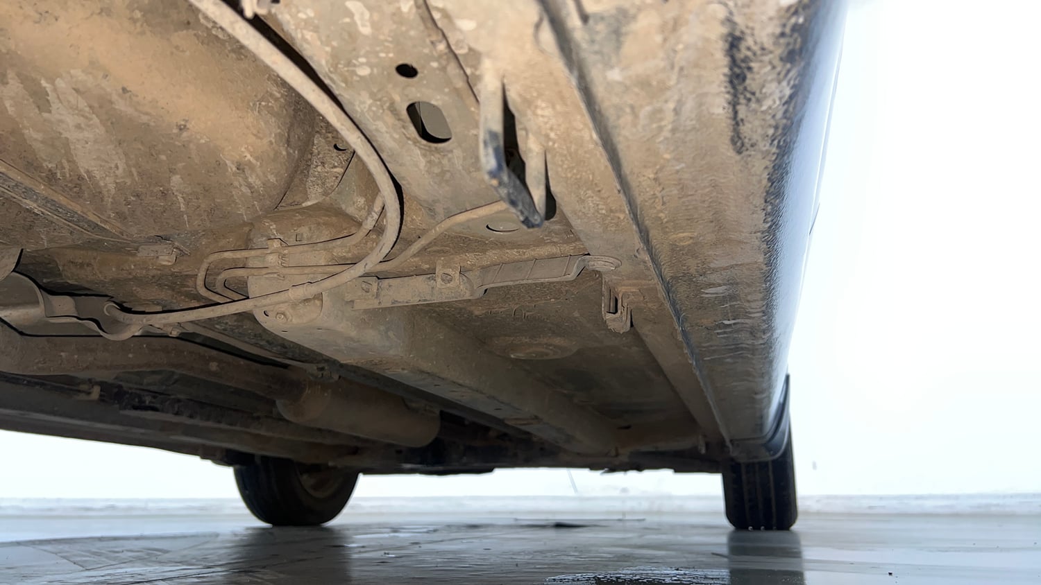 Used 2020 Maruti Suzuki Ciaz Delta Hybrid 1.5 Petrol Manual extra REAR RIGHT UNDERBODY VIEW
