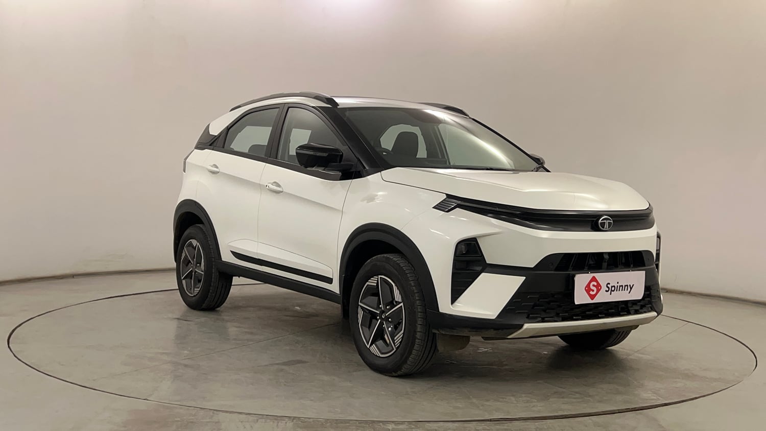 Used 2024 Tata Nexon Creative Plus S 1.2 Revotron Petrol 7DCA Petrol Automatic exterior RIGHT FRONT CORNER VIEW