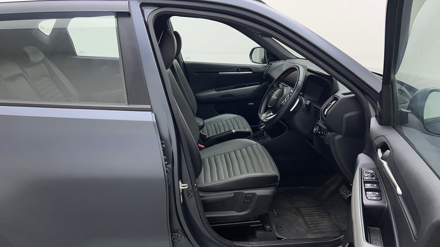 Used 2024 Kia Sonet X Line 1.0 Turbo Petrol DCT Petrol Automatic interior RIGHT SIDE FRONT DOOR CABIN VIEW