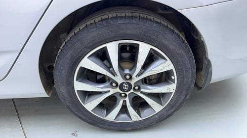 Used 2013 Hyundai Verna Fluidic 1.6 VTVT SX Petrol Manual tyres LEFT REAR TYRE RIM VIEW