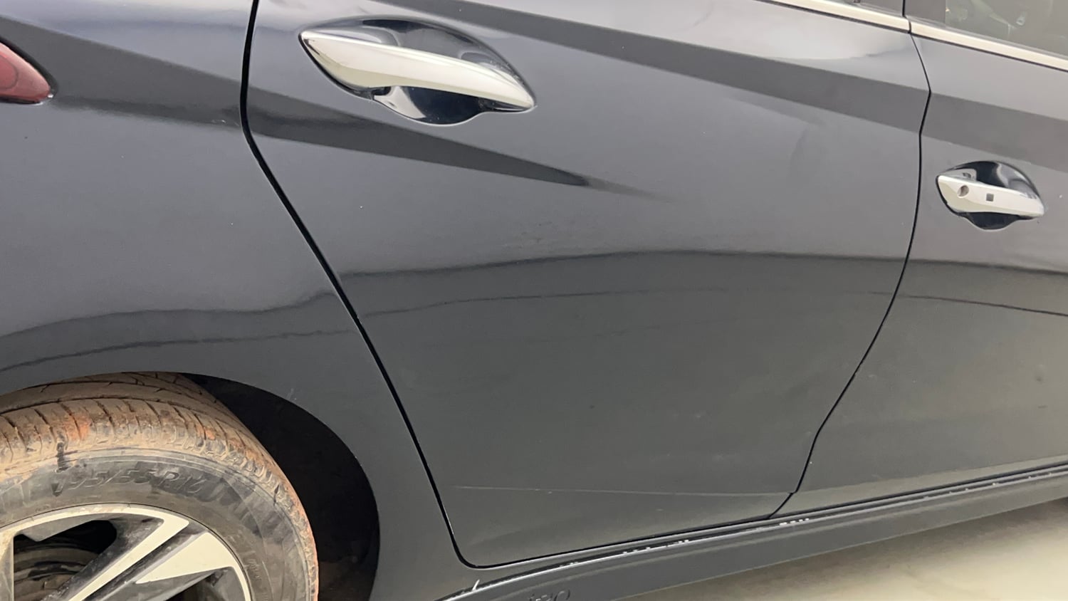 Used 2023 Hyundai i20 Asta 1.2 MT Petrol Manual dents MINOR DENT