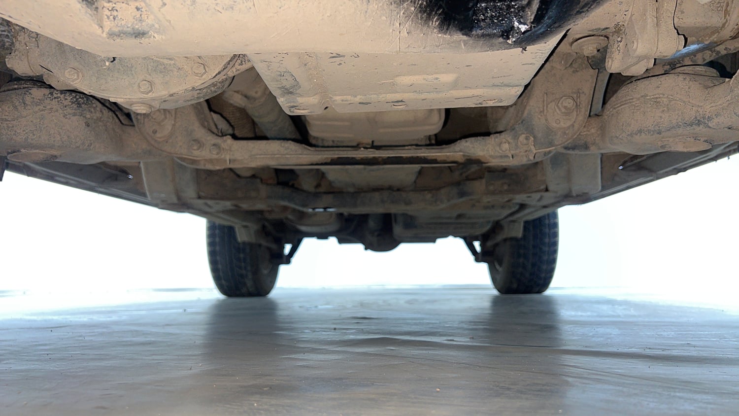 Used 2021 mahindra Thar LX Hard Top Petrol AT 4WD Petrol Automatic extra FRONT LEFT UNDERBODY VIEW