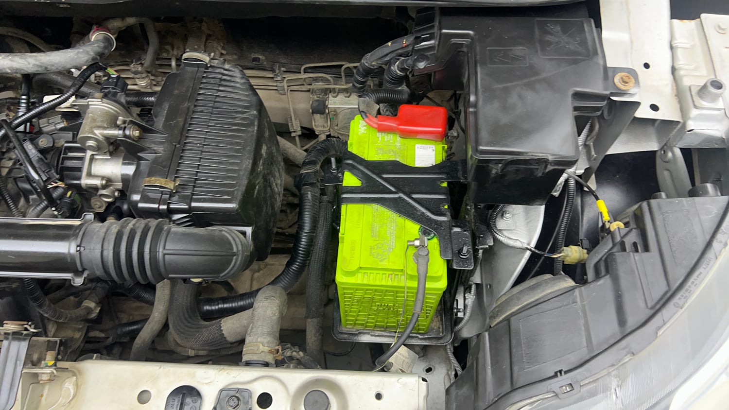 Used 2021 Renault Triber RXZ Petrol Manual engine ENGINE LEFT SIDE VIEW