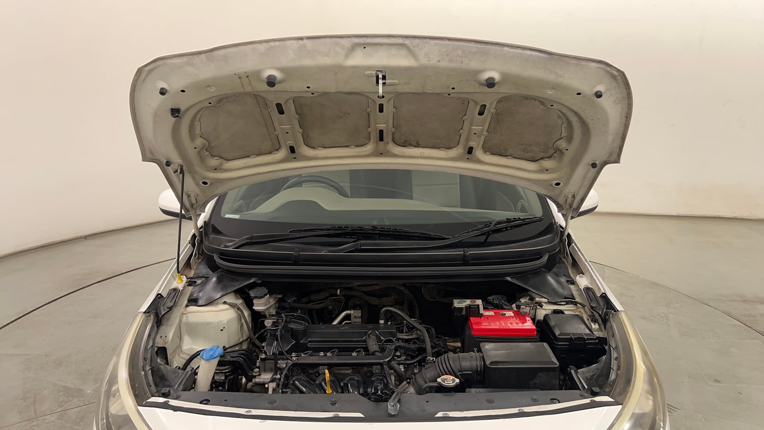 Used 2015 Hyundai Elite i20 Magna 1.2 Petrol Manual engine ENGINE & BONNET OPEN FRONT VIEW