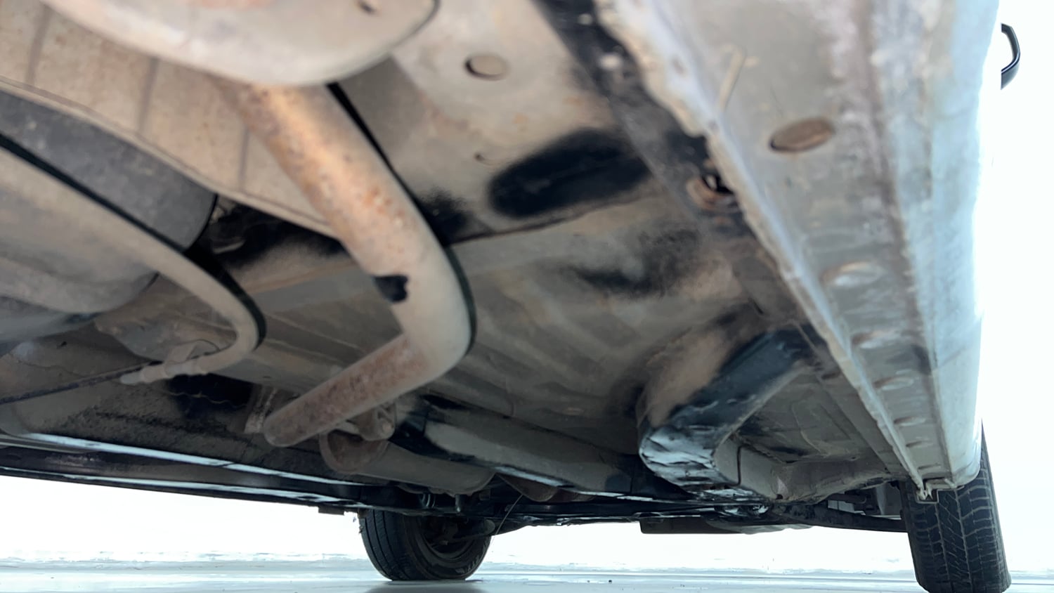 Used 2014 Honda Amaze 1.2 EX i-VTEC Petrol Manual extra REAR RIGHT UNDERBODY VIEW