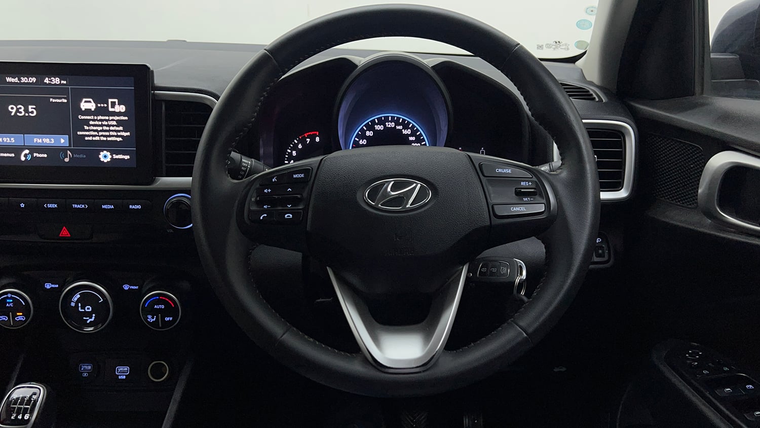 Used 2021 Hyundai Venue SX 1.0 Turbo Petrol Manual interior STEERING VIEW