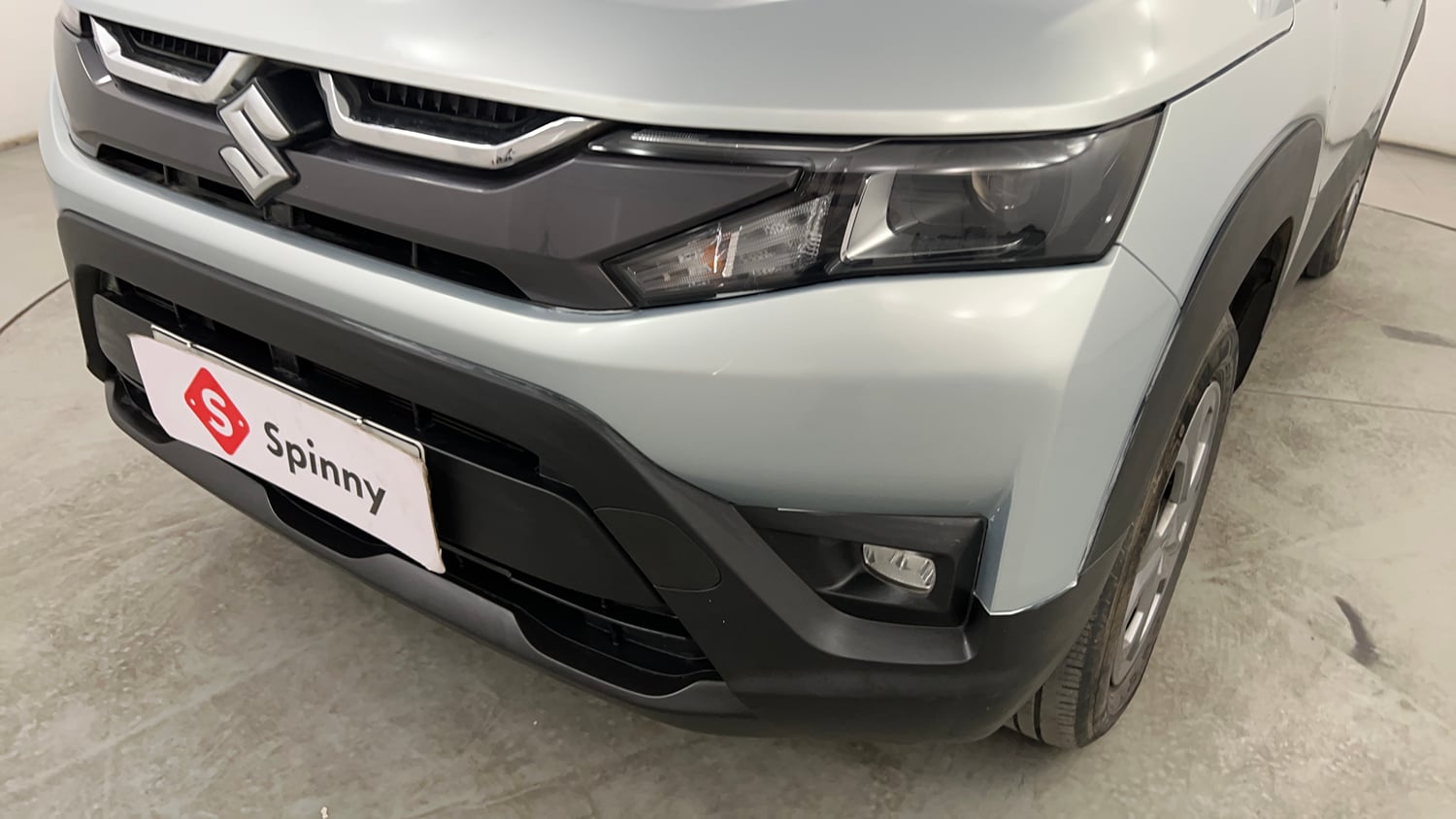 Used 2023 Maruti Suzuki Brezza VXi Petrol Manual dents MINOR SCRATCH