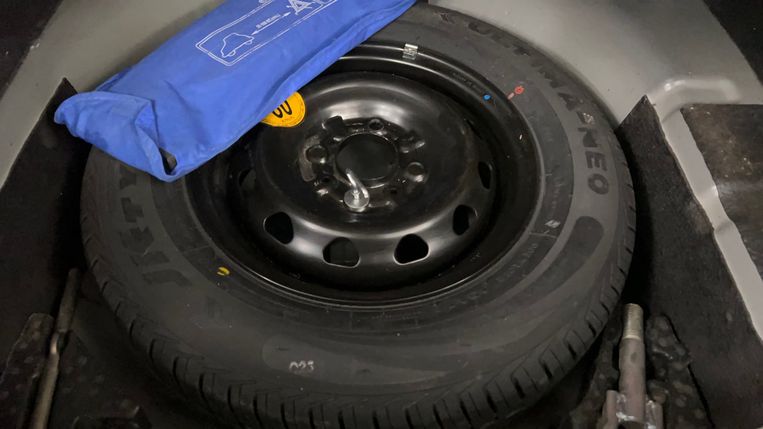 Used 2022 Tata Tigor XZ Plus Petrol Manual tyres SPARE TYRE VIEW