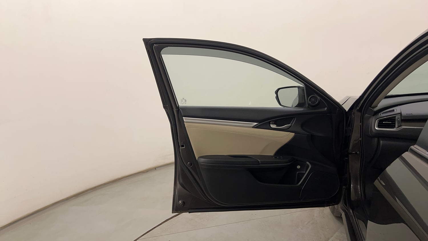 Used 2019 Honda Civic ZX CVT Petrol Petrol Automatic interior LEFT FRONT DOOR OPEN VIEW