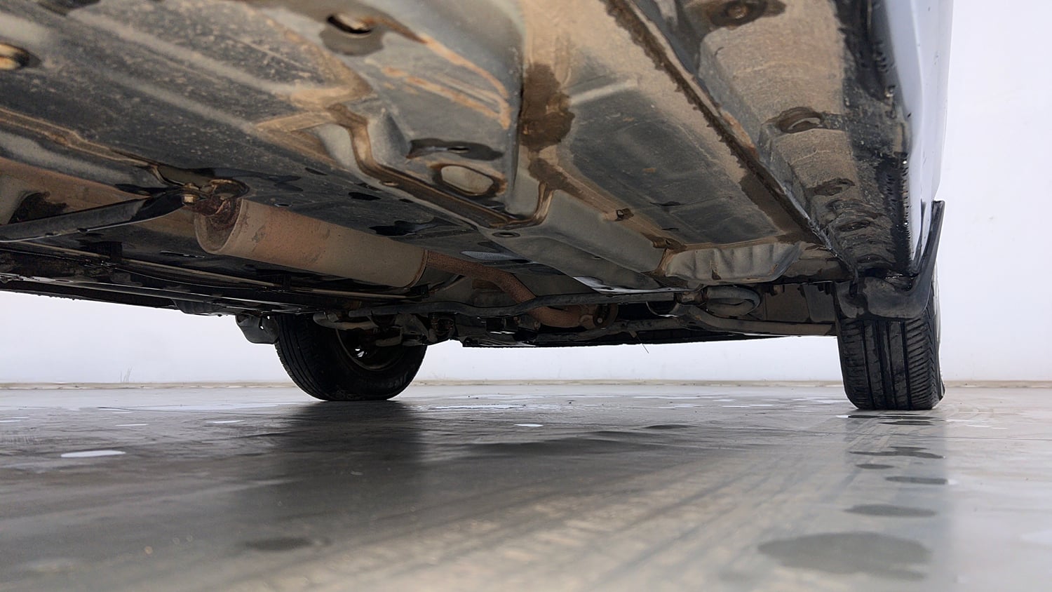 Used 2024 Tata Tiago XE Petrol Manual extra REAR RIGHT UNDERBODY VIEW