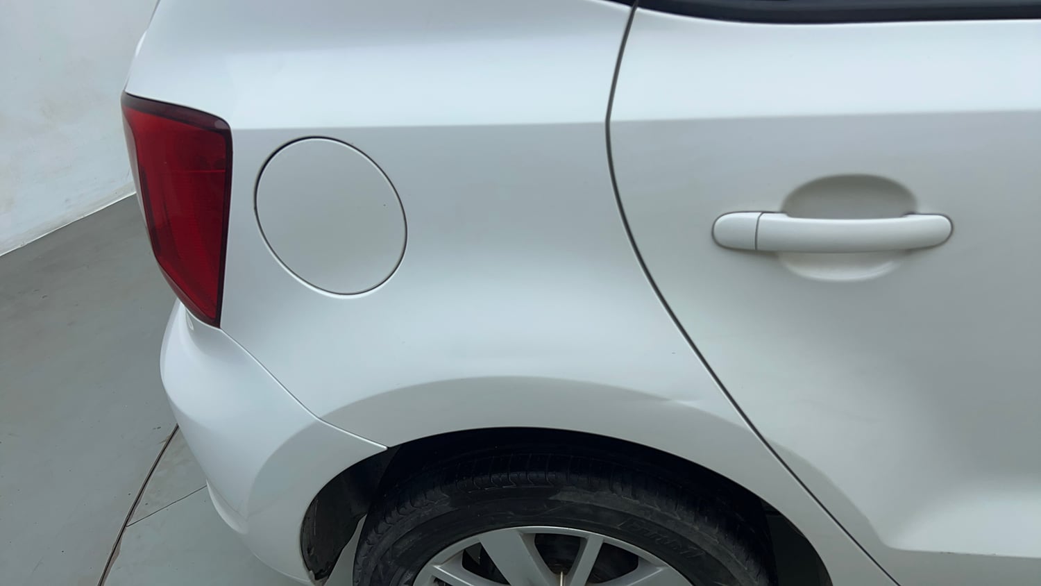 Used 2017 Volkswagen Polo Highline1.2L (P) Petrol Manual dents MINOR DENT