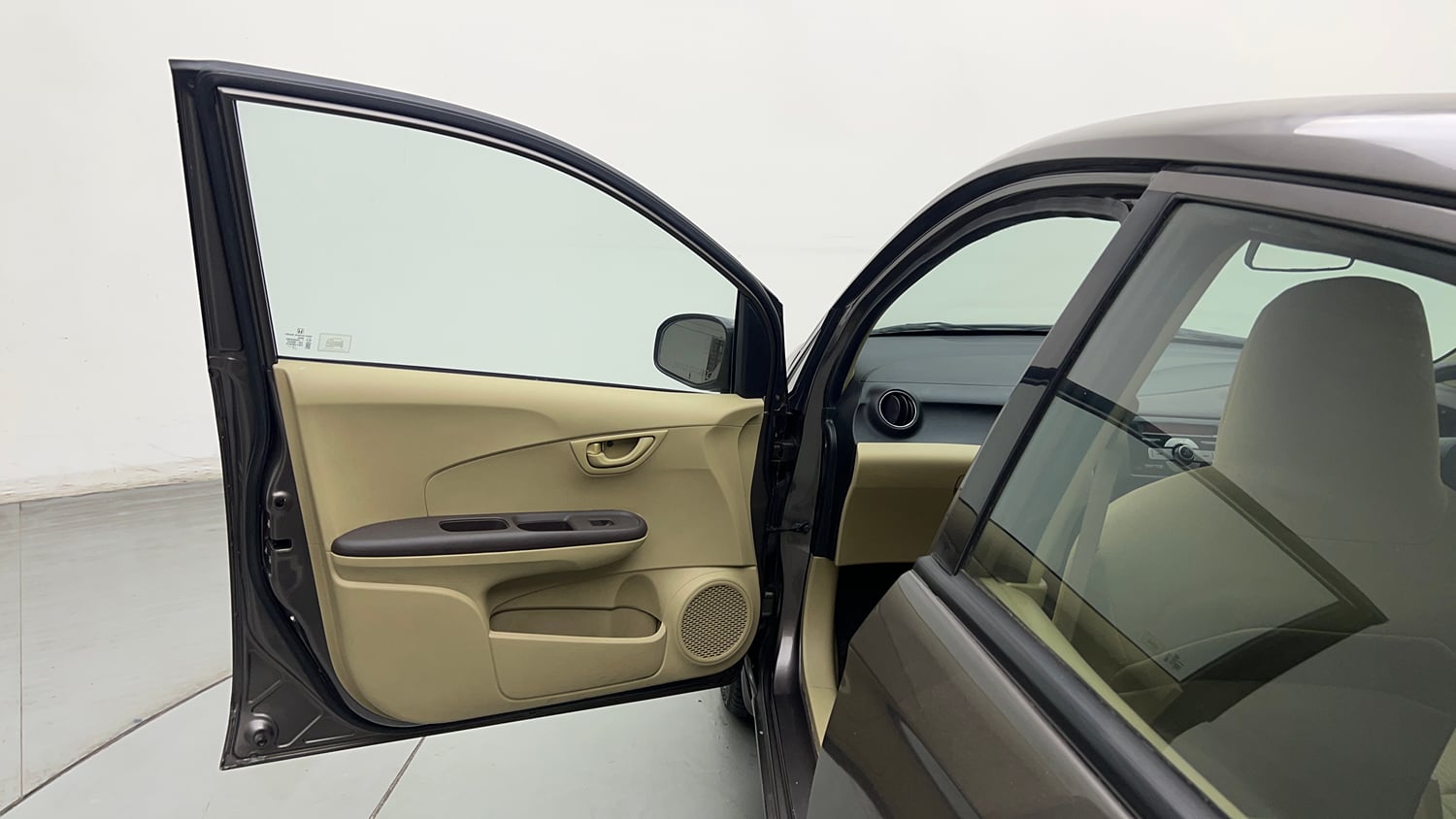 Used 2013 Honda Amaze 1.2 S i-VTEC Petrol Manual interior LEFT FRONT DOOR OPEN VIEW