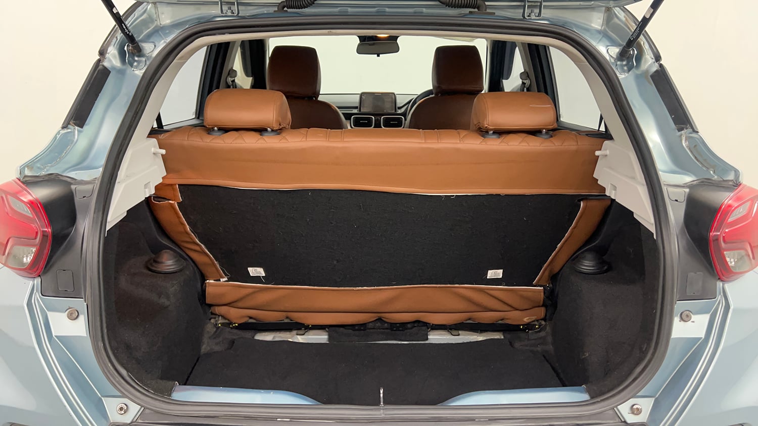 Used 2023 Tata Punch Creative Dual Tone Petrol Manual interior DICKY INSIDE VIEW