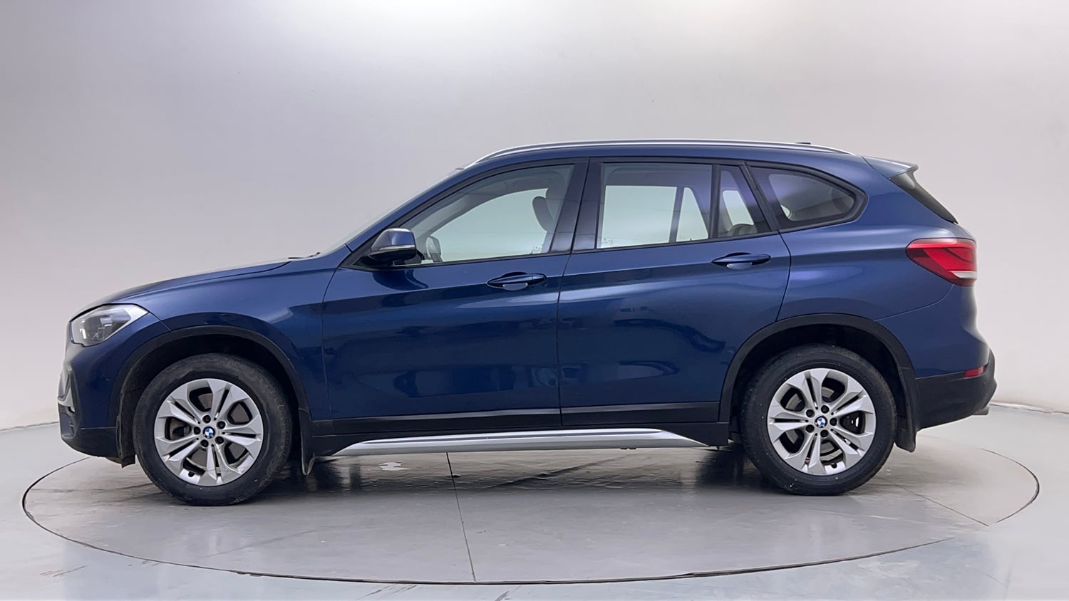 Used 2021 BMW X1 sDrive20d xLine Diesel Automatic exterior LEFT SIDE VIEW