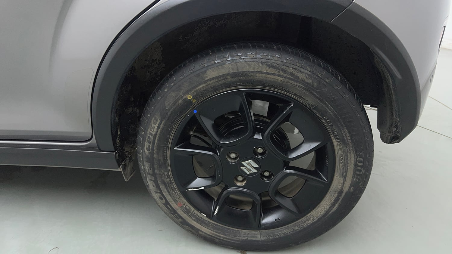 Used 2023 Maruti Suzuki Ignis Alpha 1.2 AMT Petrol Automatic tyres LEFT REAR TYRE RIM VIEW