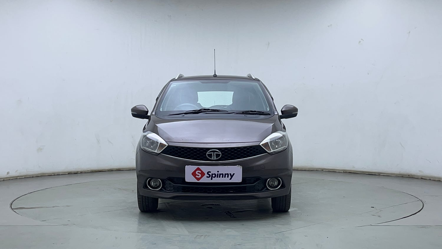 Used 2018 Tata Tiago Revotron XZA Petrol Automatic exterior FRONT VIEW