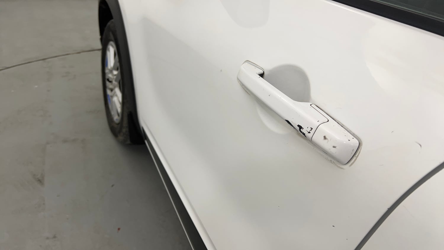 Used 2022 Renault Triber RXT EASY-R AMT Petrol Automatic dents MINOR SCRATCH
