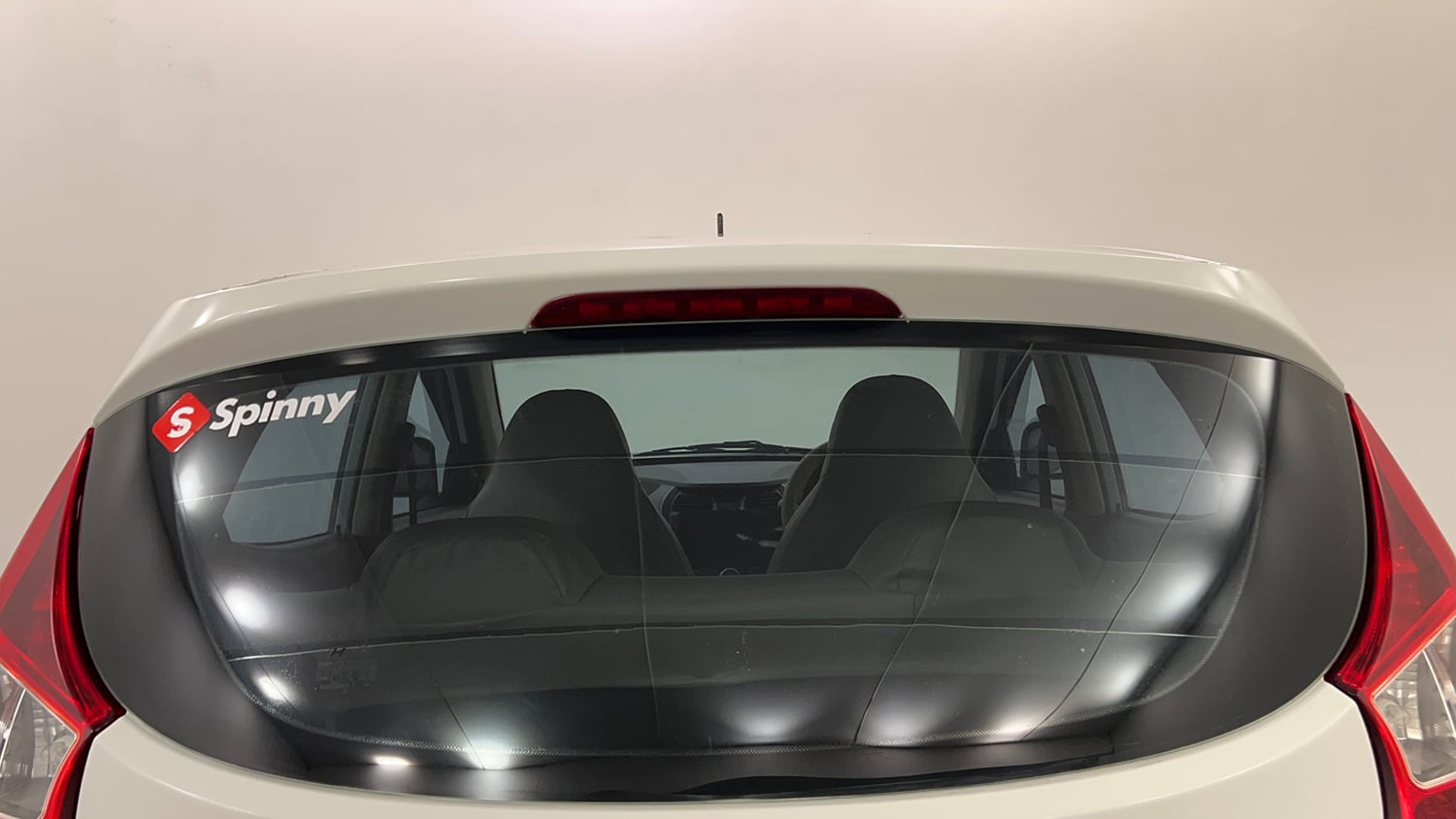 Used 2018 Hyundai Eon Magna + Petrol Manual exterior BACK WINDSHIELD VIEW