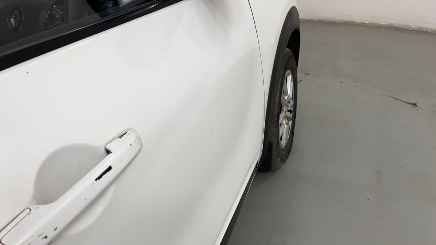 Used 2022 Renault Triber RXT EASY-R AMT Petrol Automatic dents MINOR DENT