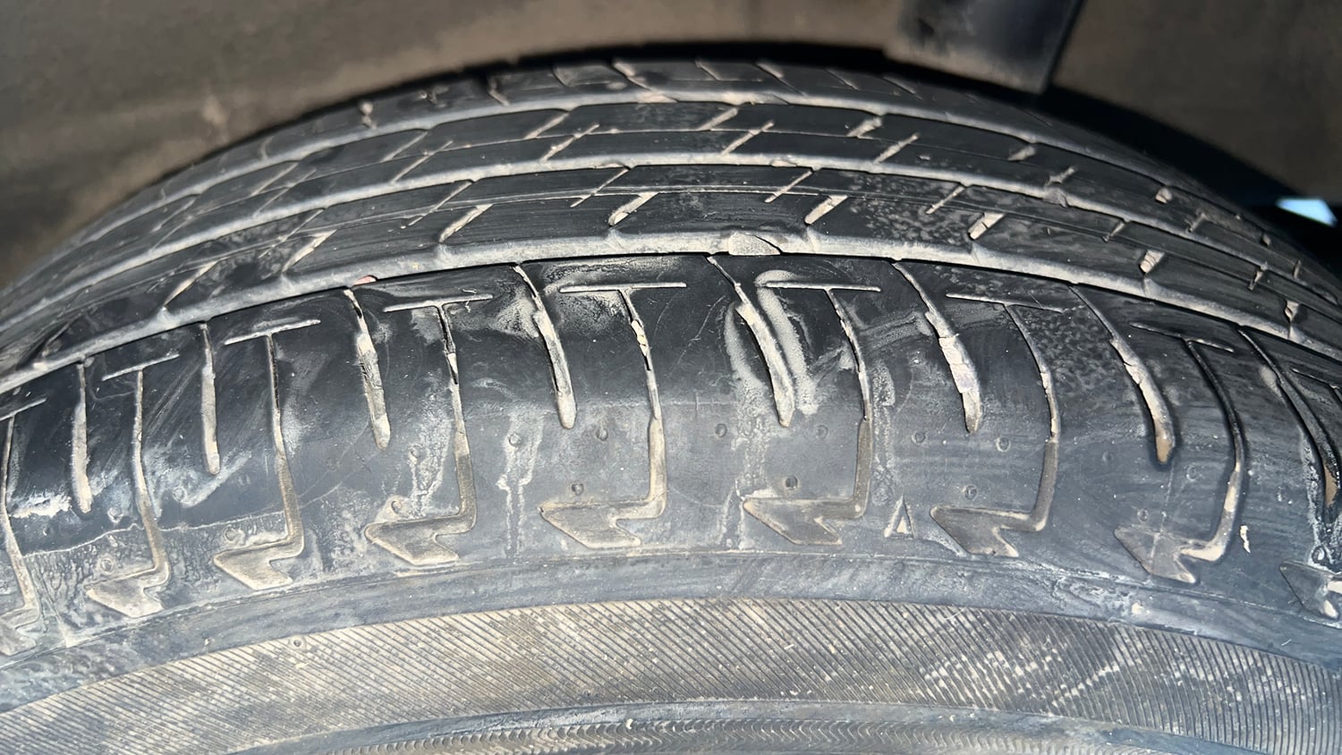 Used 2023 Maruti Suzuki Celerio ZXi Petrol Manual tyres LEFT REAR TYRE TREAD VIEW