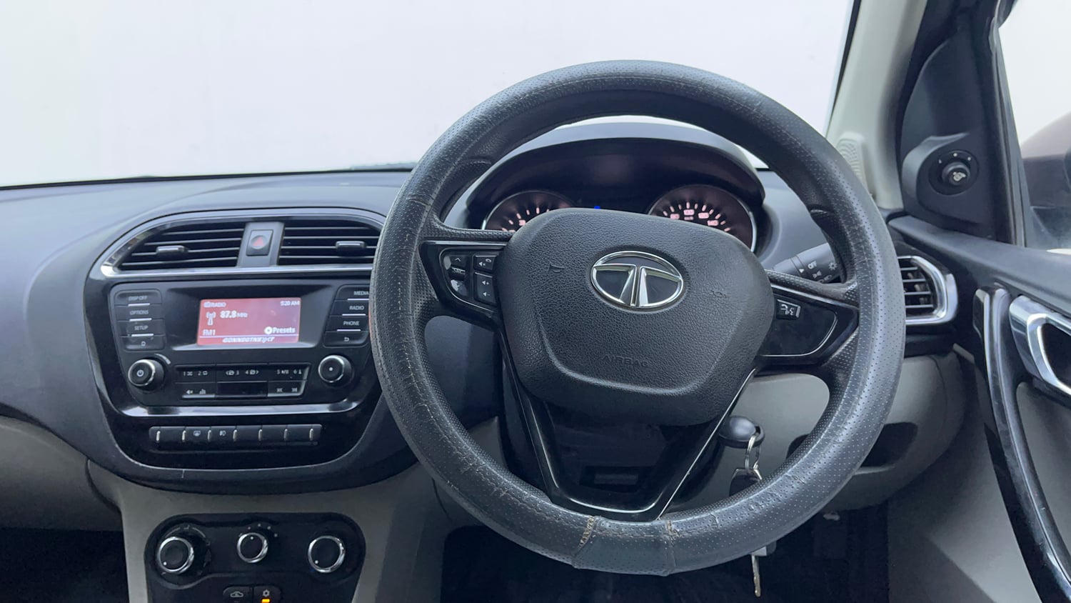 Used 2018 Tata Tiago Revotron XZA Petrol Automatic interior STEERING VIEW