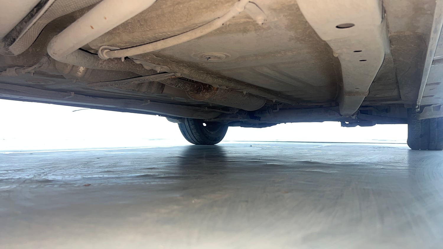 Used 2016 Maruti Suzuki Baleno Delta 1.2 Petrol Manual extra REAR RIGHT UNDERBODY VIEW