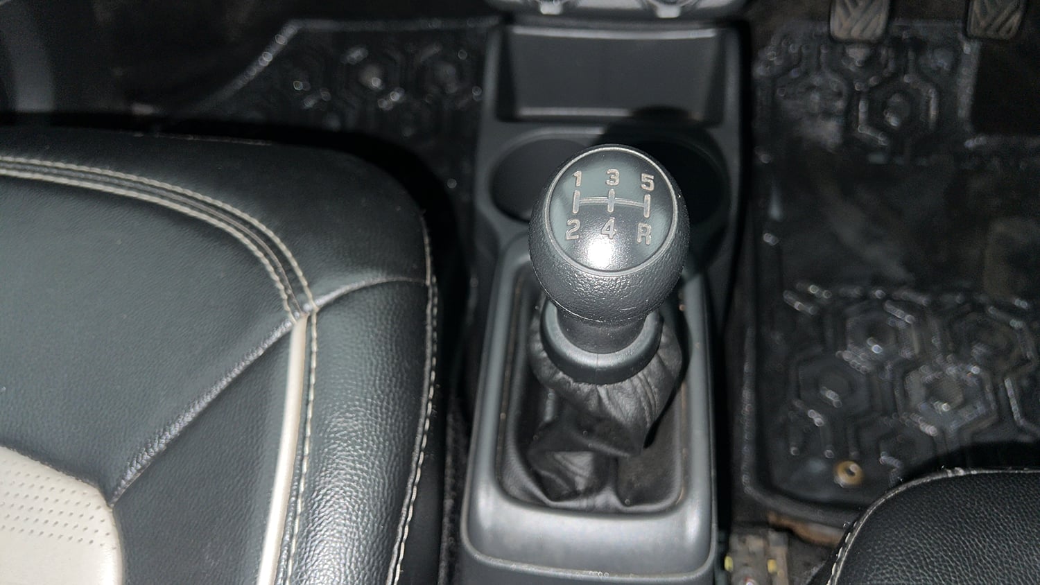 Used 2023 Maruti Suzuki Alto K10 VXi Plus Petrol Manual interior GEAR  KNOB VIEW