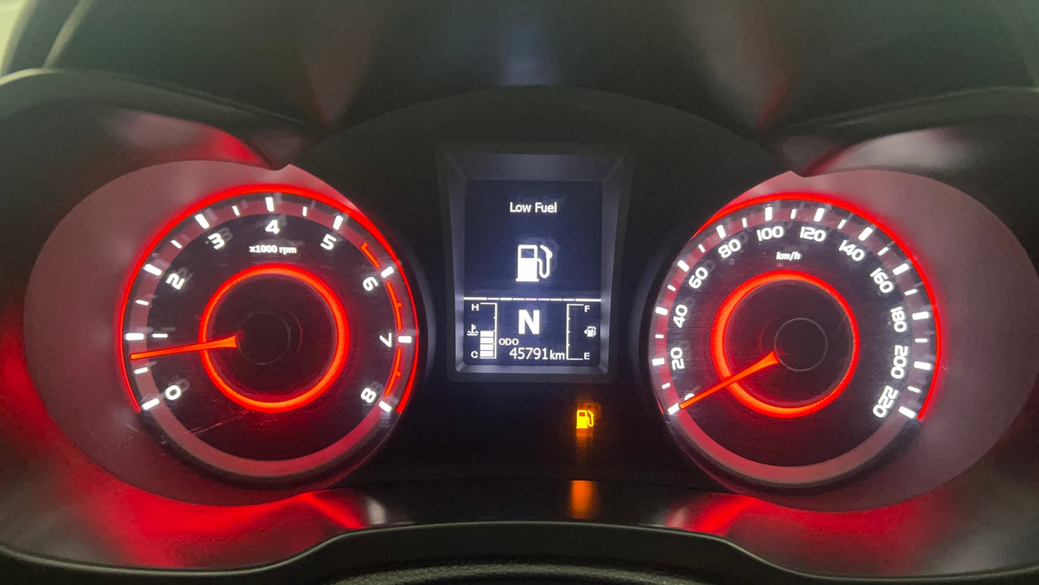 Used 2022 Mahindra XUV 300 W8 (O) 1.2 Petrol Petrol Manual interior CLUSTERMETER VIEW