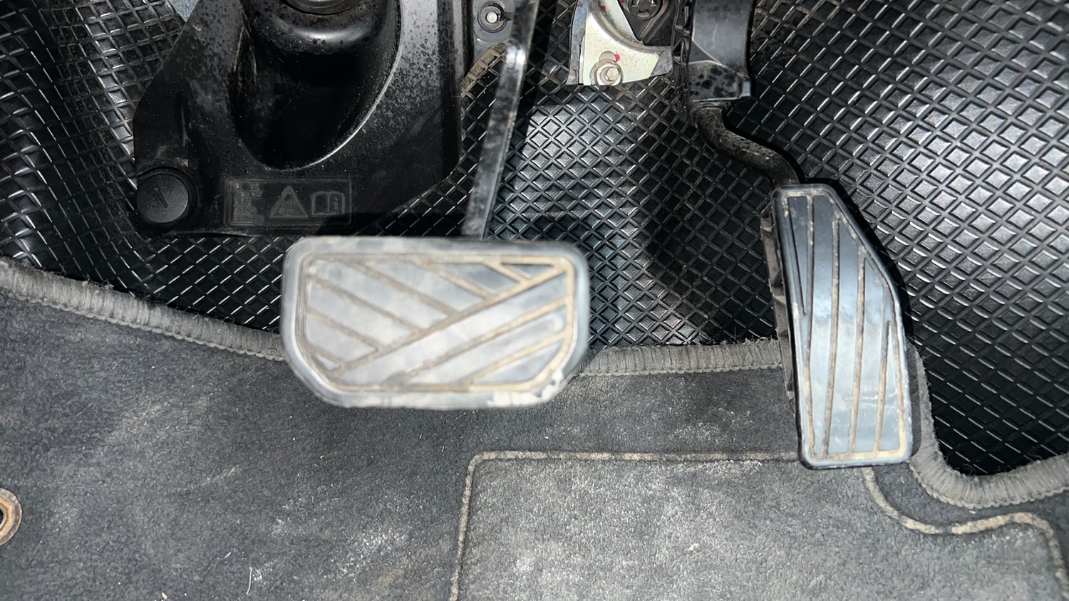 Used 2021 Maruti Suzuki Wagon R VXi (O) 1.2 AMT Petrol Automatic interior PEDALS VIEW