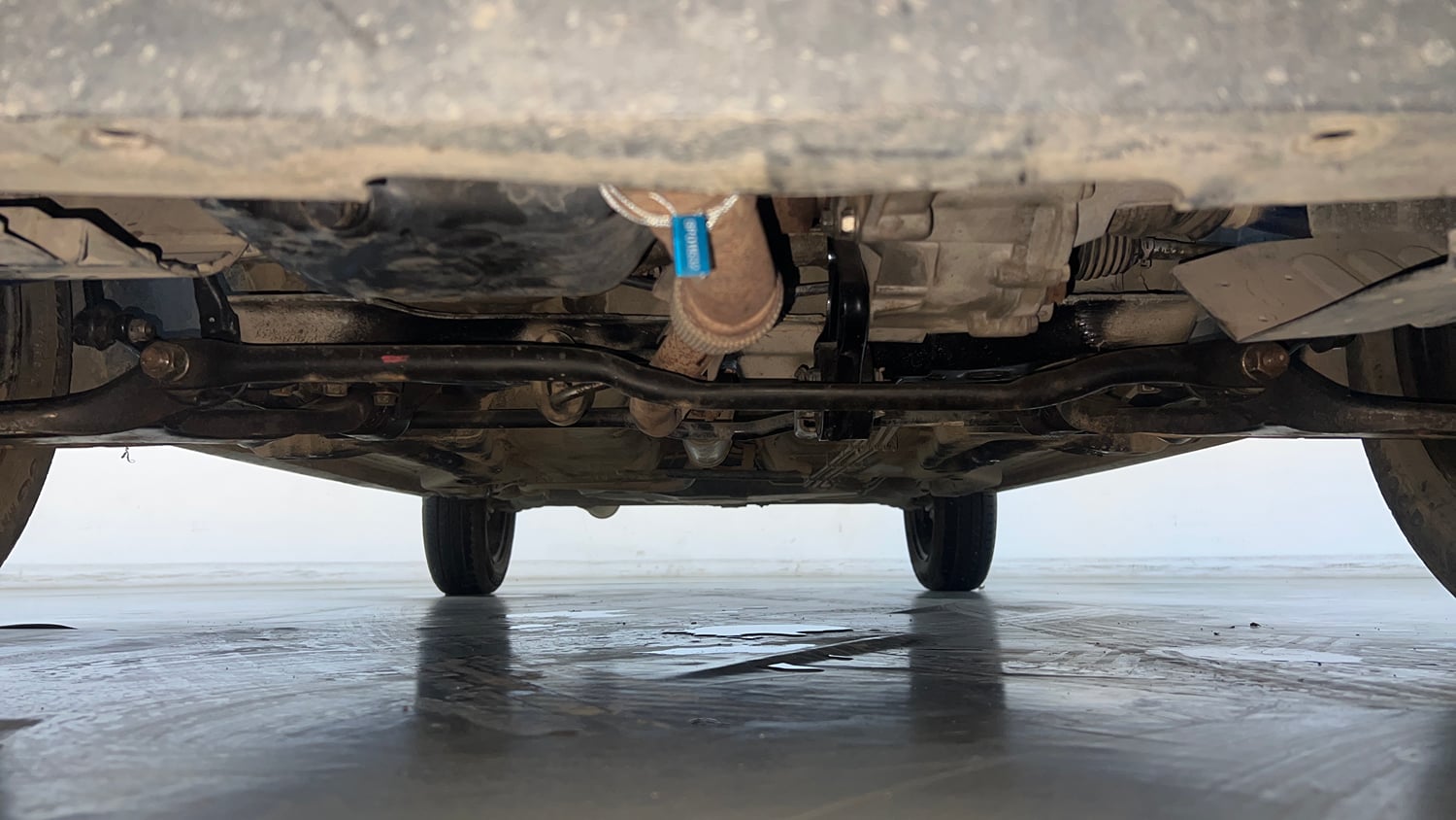 Used 2019 Tata Tiago Revotron XZ w/o Alloy Petrol Manual extra FRONT LEFT UNDERBODY VIEW
