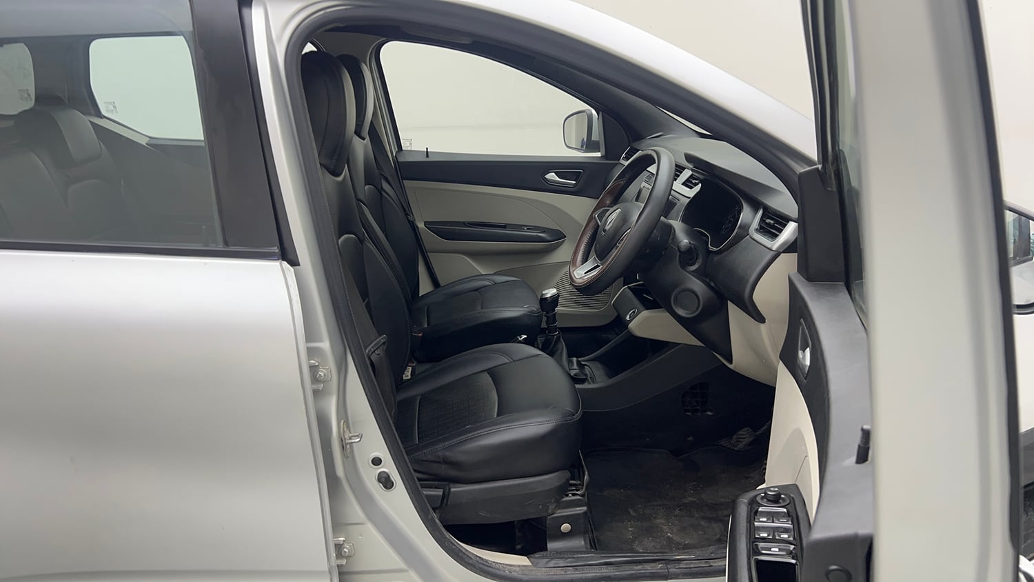 Used 2021 Renault Triber RXZ Petrol Manual interior RIGHT SIDE FRONT DOOR CABIN VIEW