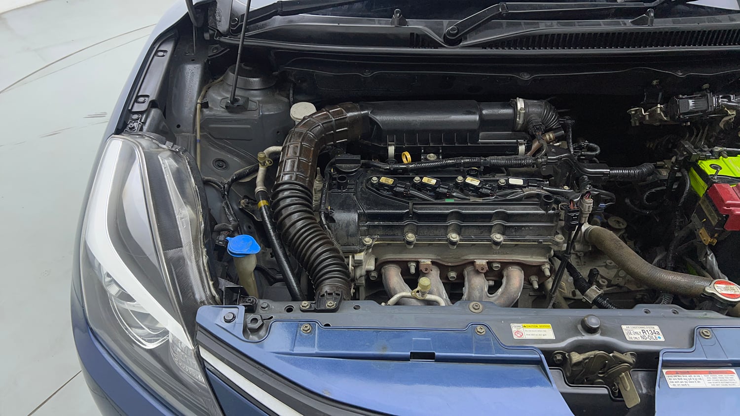 Used 2017 Maruti Suzuki Baleno Alpha 1.2 Petrol Manual engine ENGINE RIGHT SIDE VIEW