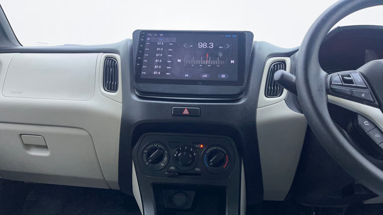Used 2023 Maruti Suzuki Wagon R ZXI 1.2 AGS Petrol Automatic interior MUSIC SYSTEM & AC CONTROL VIEW