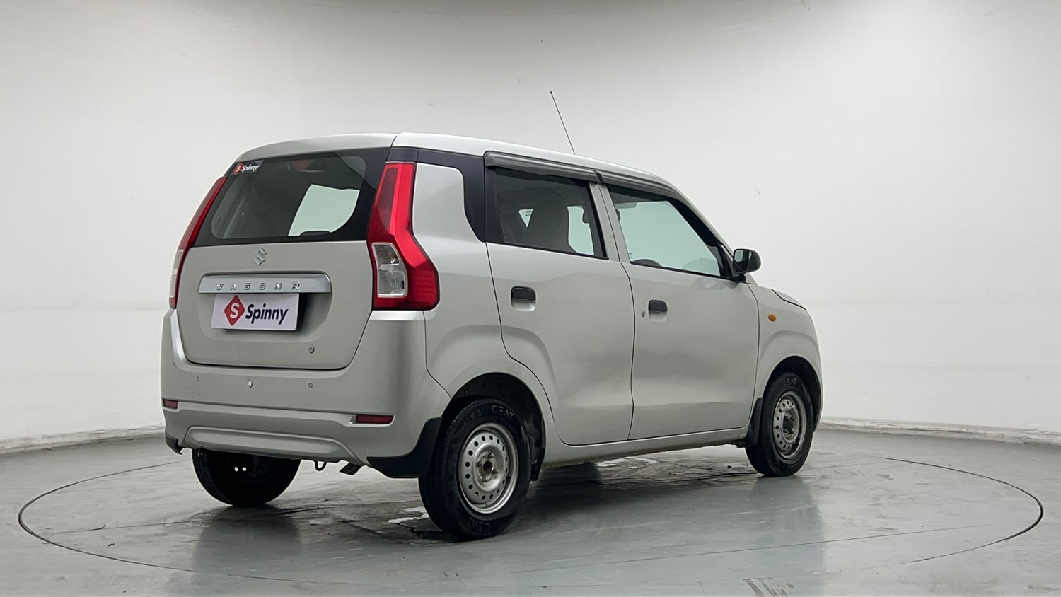 Used 2020 Maruti Suzuki Wagon R 1.0 LXi 1.0 Petrol Manual exterior RIGHT REAR CORNER VIEW