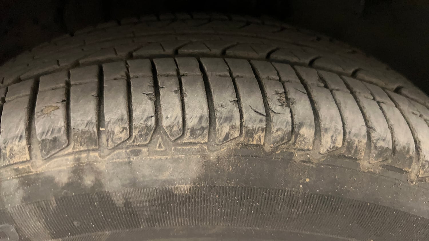 Used 2022 Tata Tigor XZ Plus Petrol Manual tyres RIGHT FRONT TYRE TREAD VIEW