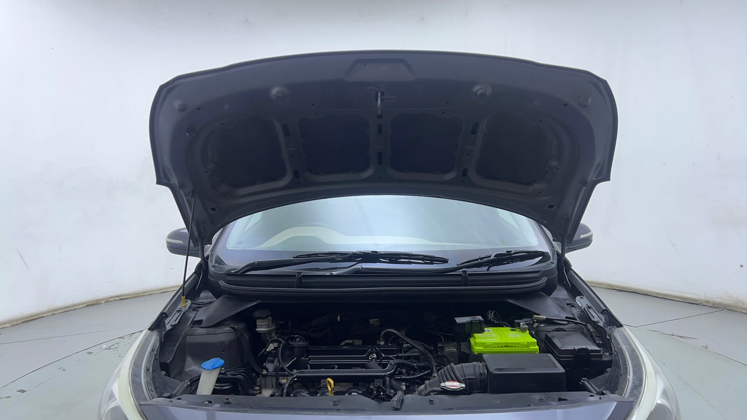 Used 2017 Hyundai Elite i20 Asta 1.2 Petrol Manual engine ENGINE & BONNET OPEN FRONT VIEW