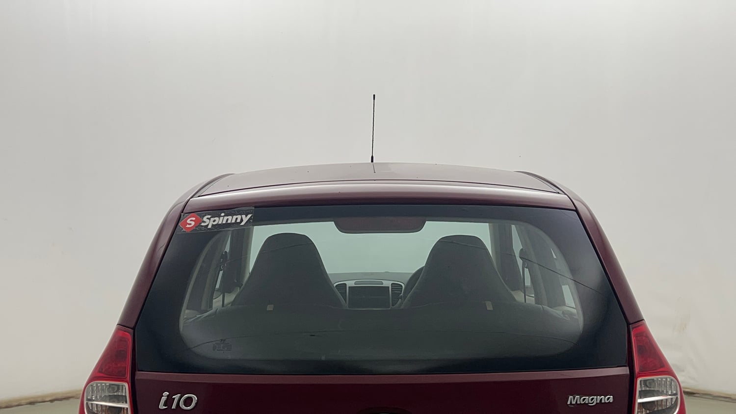 Used 2015 Hyundai i10 Magna 1.1 iRDE2 Petrol Manual exterior BACK WINDSHIELD VIEW