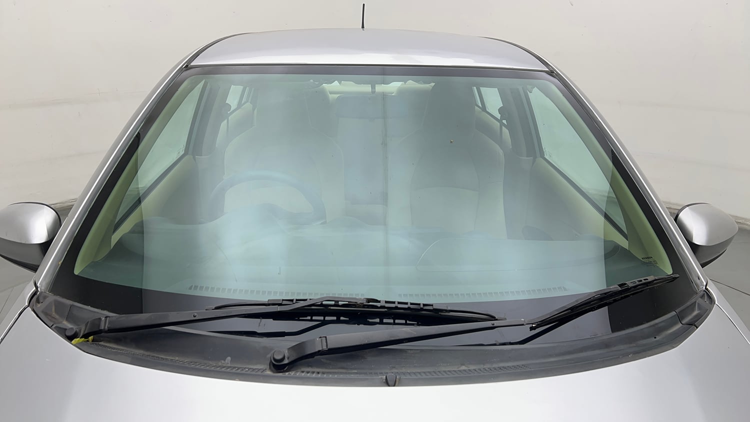 Used 2014 Honda Amaze 1.2 EX i-VTEC Petrol Manual exterior FRONT WINDSHIELD VIEW