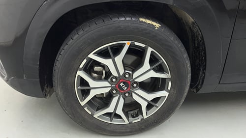 Used 2020 kia Seltos GTX Plus DCT 1.4 Petrol Automatic tyres LEFT FRONT TYRE RIM VIEW