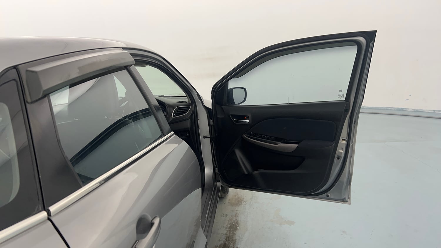 Used 2022 Maruti Suzuki Baleno Delta Petrol Manual interior RIGHT FRONT DOOR OPEN VIEW
