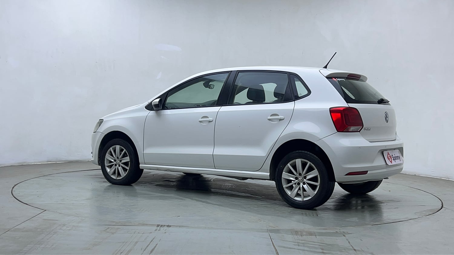 Used 2017 Volkswagen Polo Highline1.2L (P) Petrol Manual exterior LEFT REAR CORNER VIEW