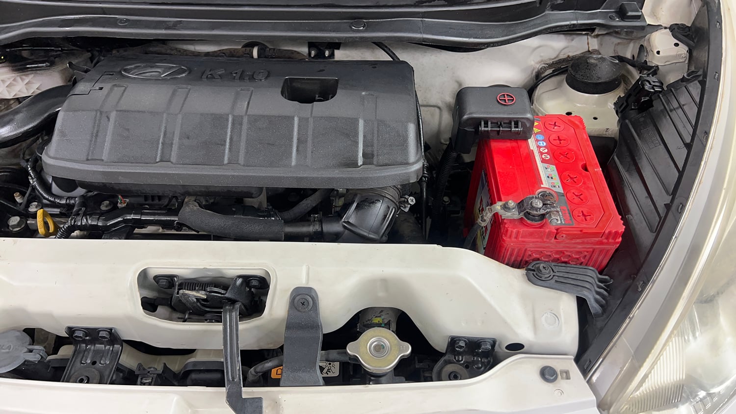 Used 2016 Hyundai Eon 1.0 Kappa Magna + (O) Petrol Manual engine ENGINE LEFT SIDE VIEW