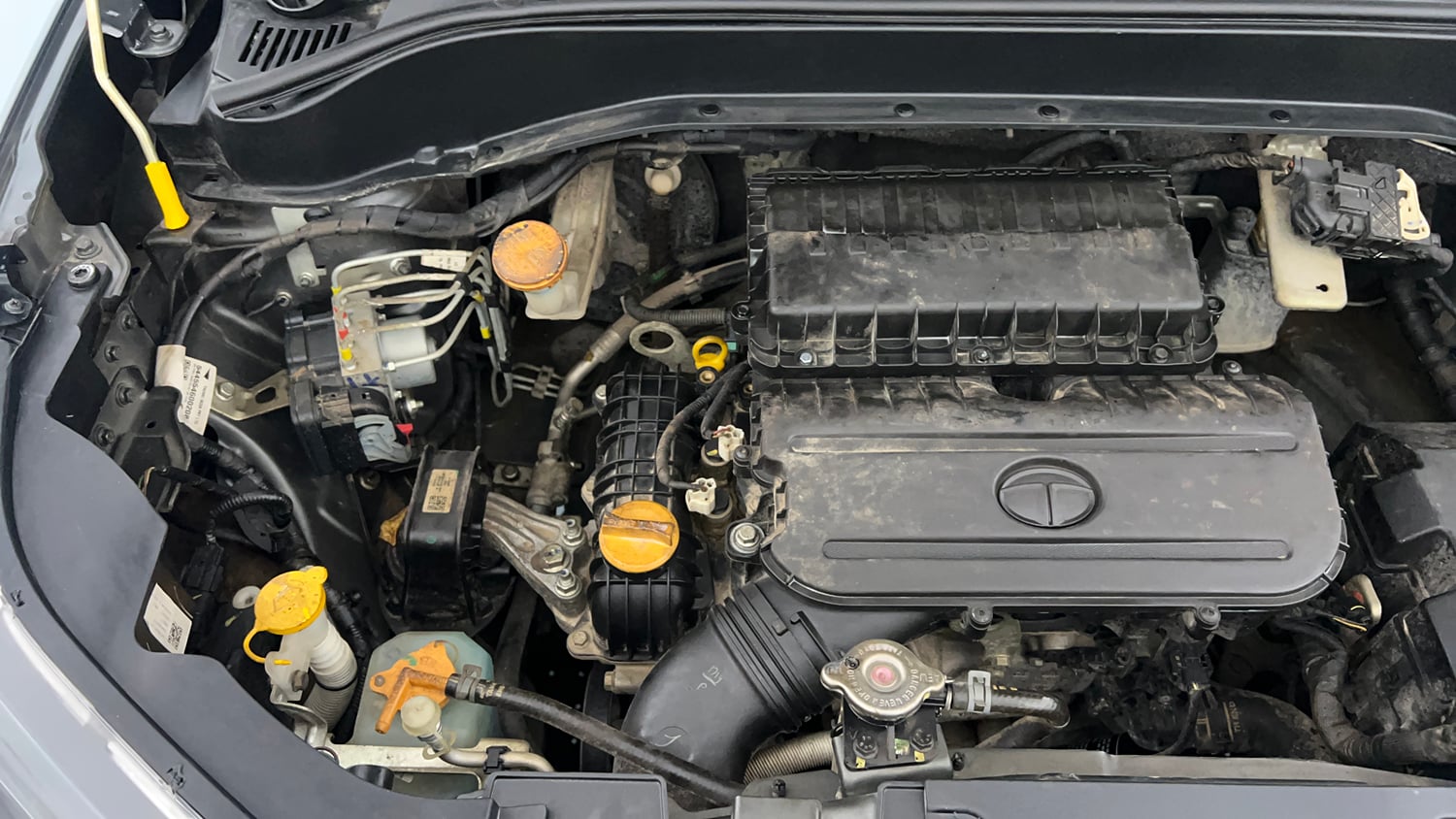 Used 2022 Tata Punch Pure MT Petrol Manual engine ENGINE RIGHT SIDE VIEW