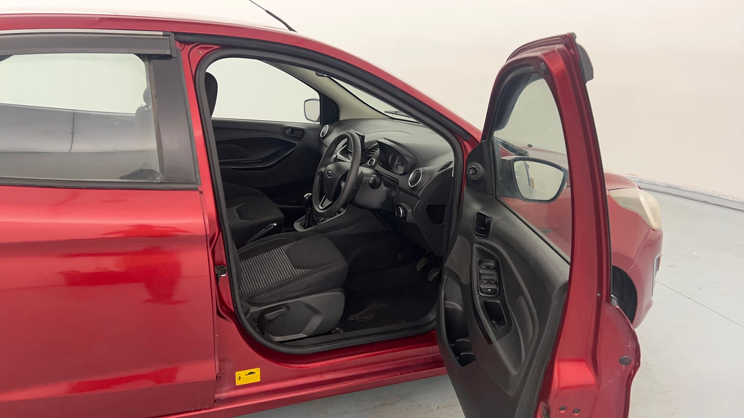 Used 2019 Ford Figo Titanium 1.2 Ti-VCT MT Petrol Manual interior RIGHT SIDE FRONT DOOR CABIN VIEW