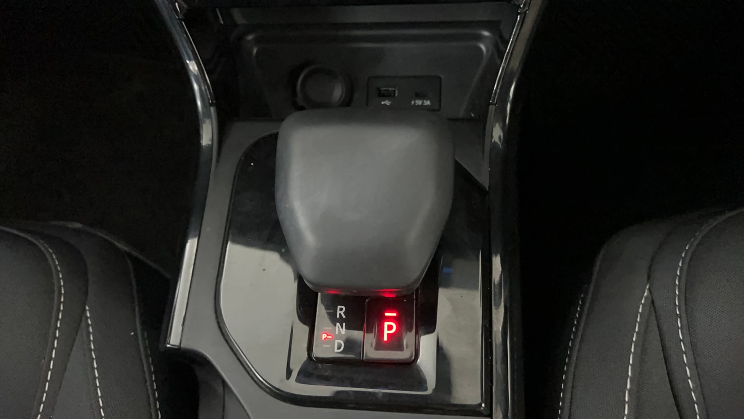 Used 2024 Tata Nexon Creative Plus S 1.2 Revotron Petrol 7DCA Petrol Automatic interior GEAR  KNOB VIEW