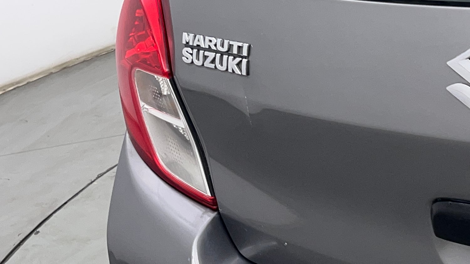 Used 2017 Maruti Suzuki Celerio VXi Petrol Manual dents MINOR DENT