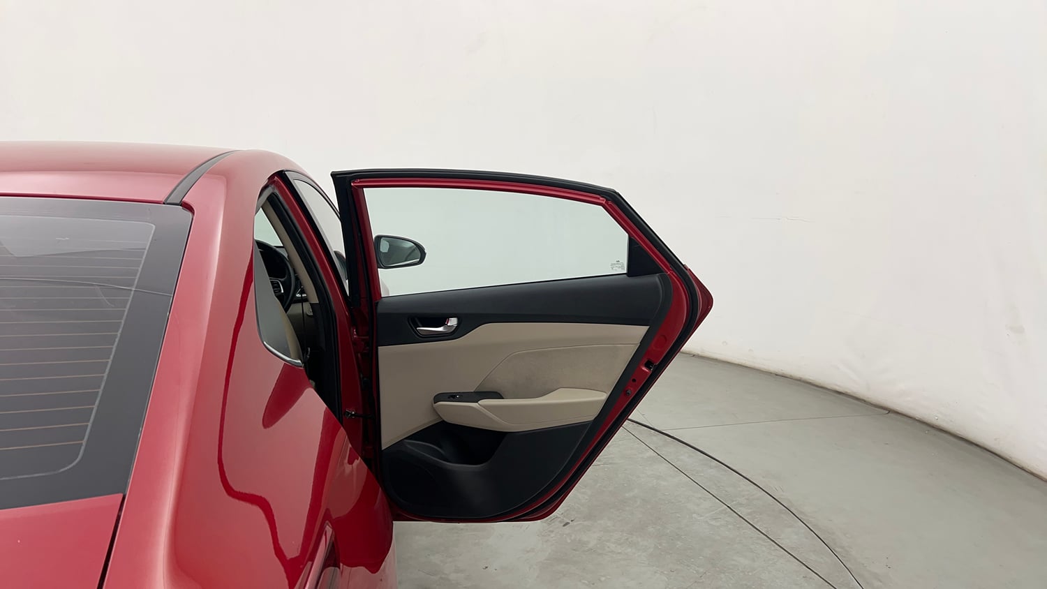 Used 2019 Hyundai Verna SX 1.6 VTVT Petrol Manual interior RIGHT REAR DOOR OPEN VIEW